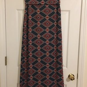 RUE 21 Maxi Skirt 🎁🎁🎁